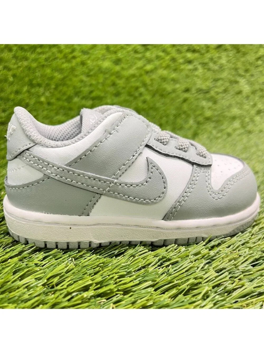 Nike Dunk Low Toddler Size 6C Gray White Athletic Walking Leather Shoes Sneakers